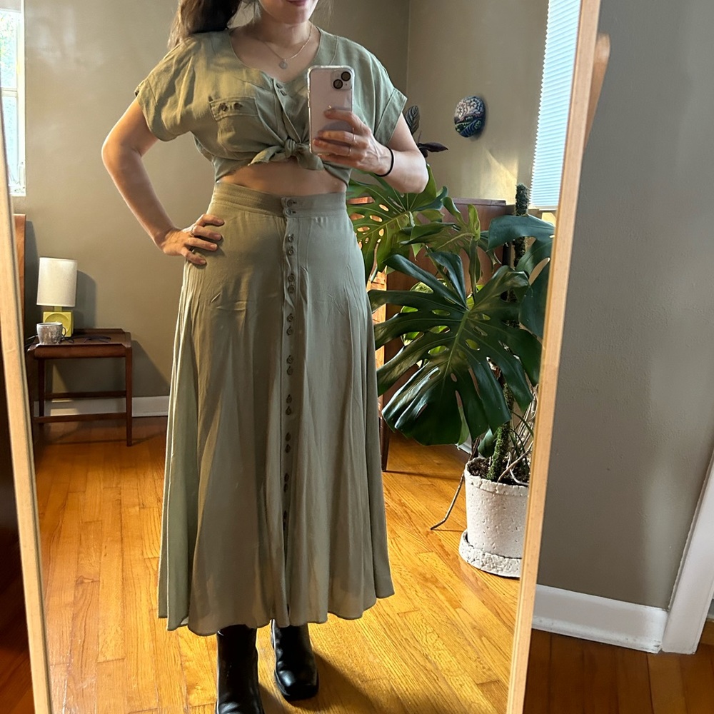 Vintage silk 1970 1980 two piece set skirt and top
